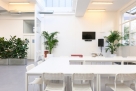 Loft total white con piccolo giardino zona Turro