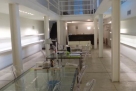 Ampio showroom su due piani in Porta Genova