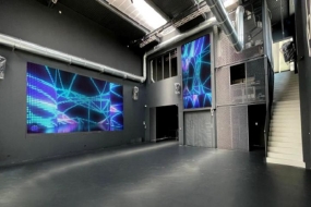 Spazio Garage su due livelli Nord Milano